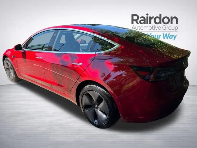 Used 2018 Red Metallic Tesla Long Range image 5