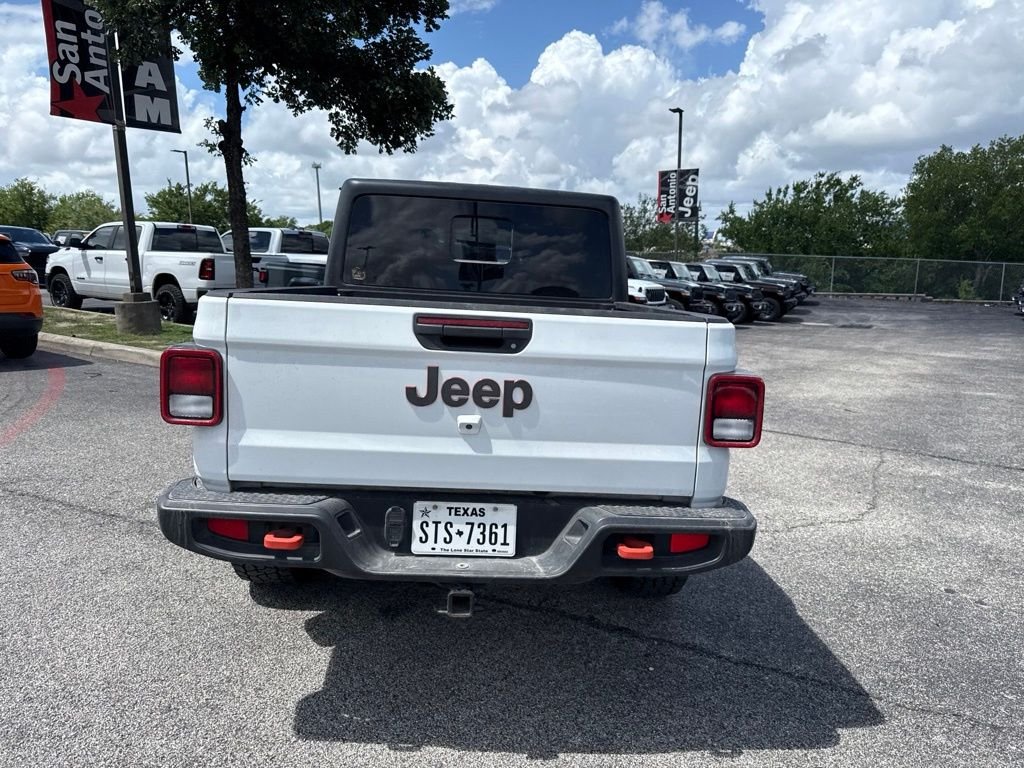 Used 2023 White Jeep Mojave image 12