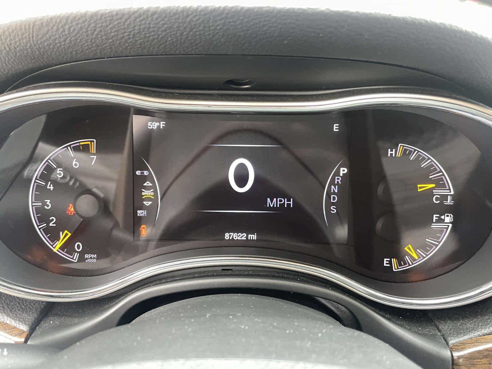 Used 2014 Cashmere Pearlcoat Jeep Laredo image 3
