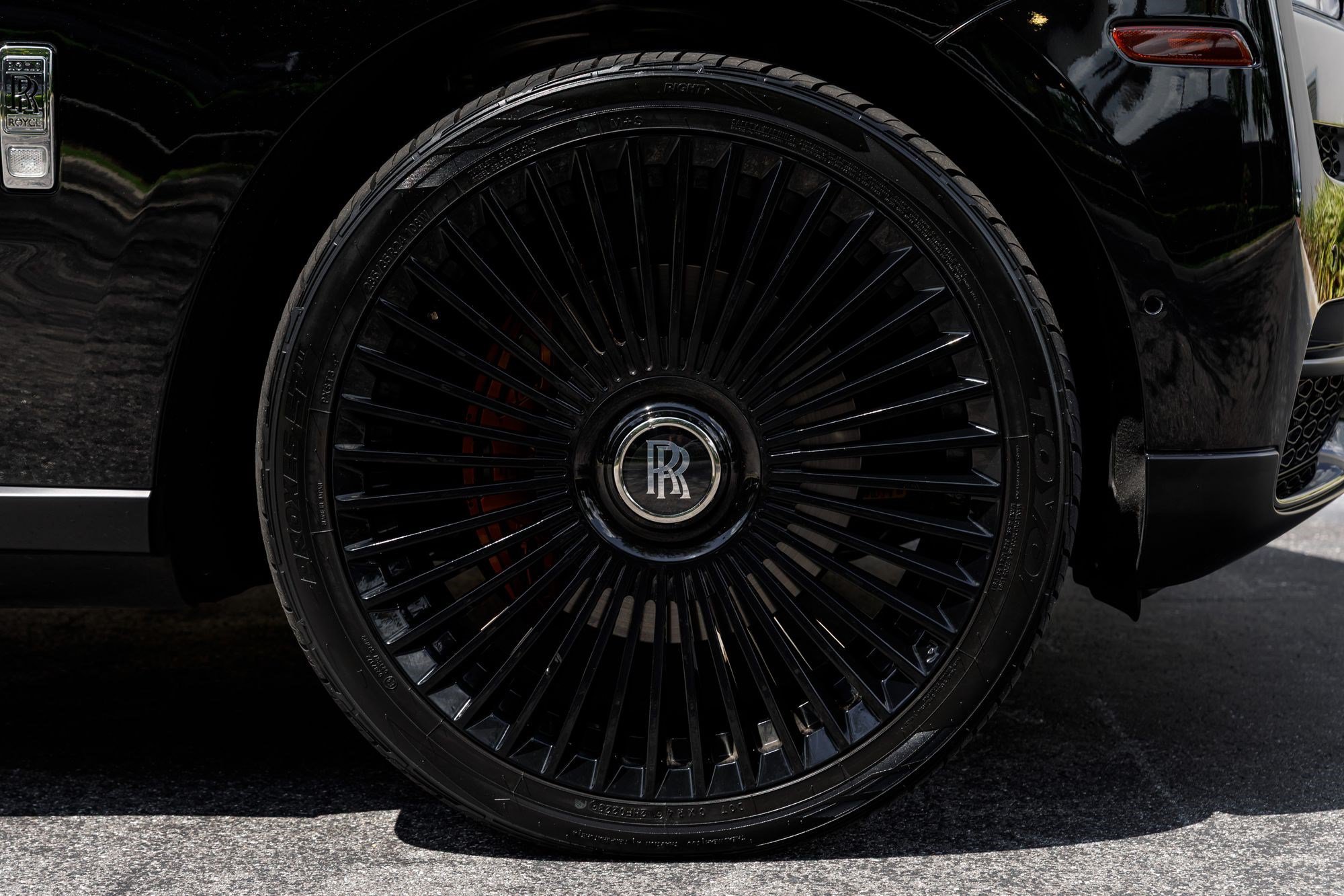 Used 2020 Black Diamond Rolls-Royce  image 43