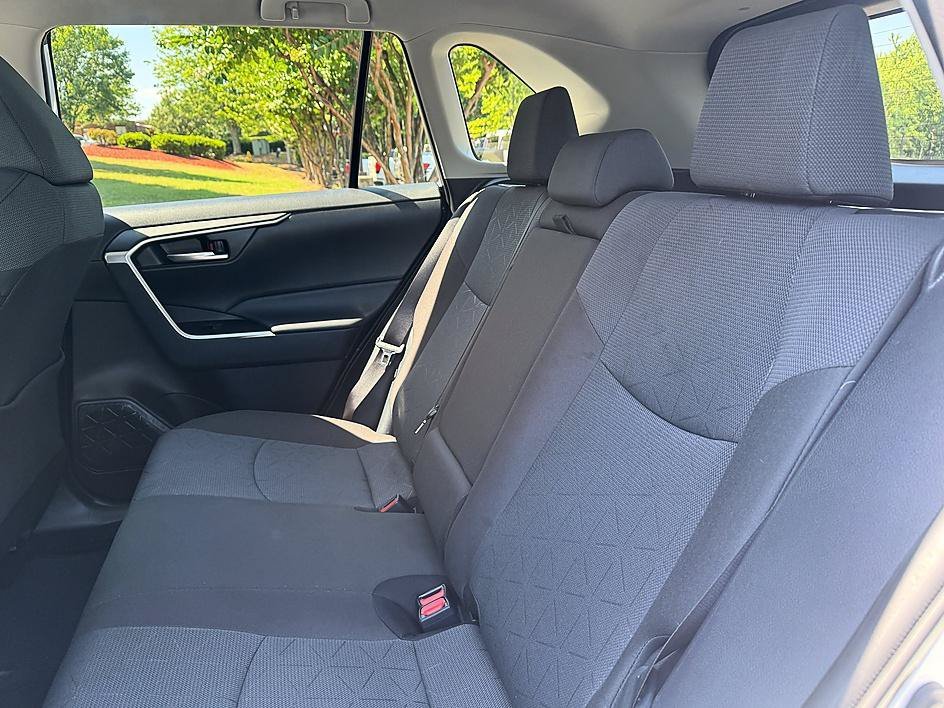 Used 2025 Ice Toyota XLE image 11