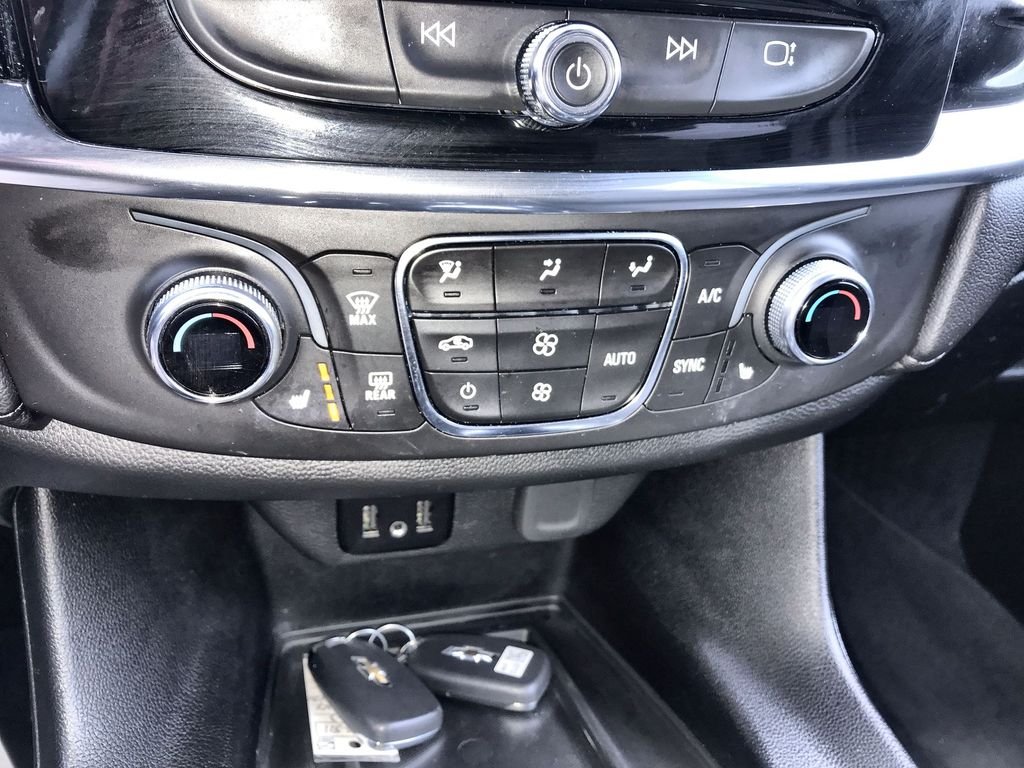 Used 2023 Summit White Chevrolet LT image 18