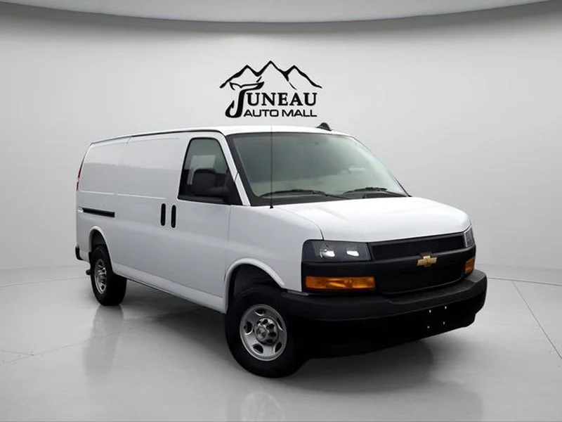 2025 Chevrolet Express Cargo