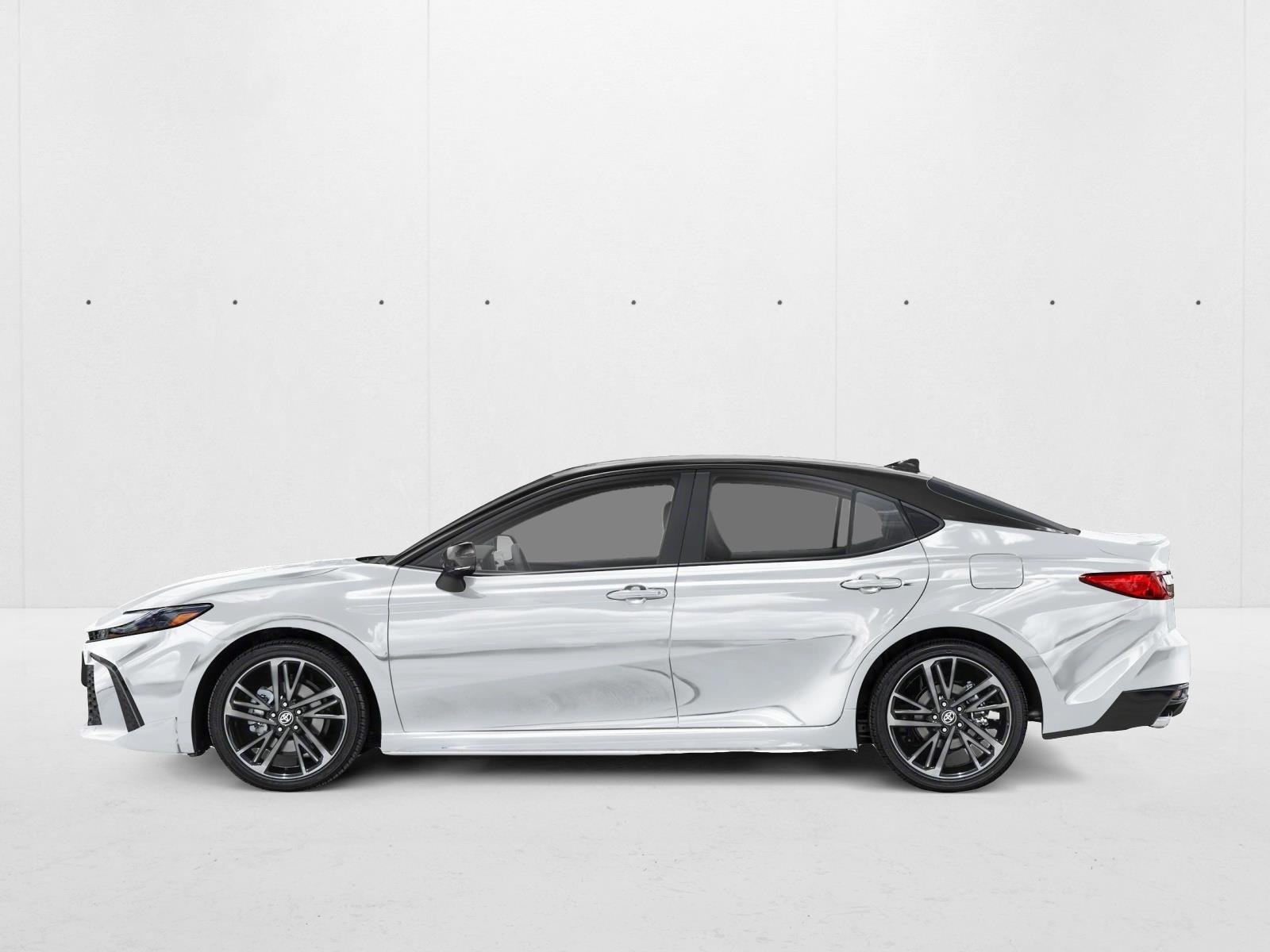New 2026 Wind Chill Pearl with Midnight Black Metallic roof Toyota XSE image 3