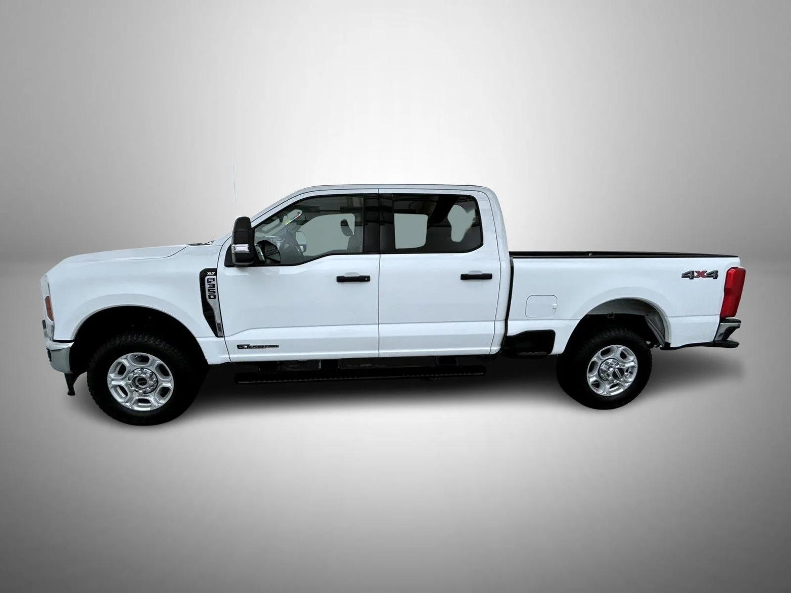 Used 2025 White Ford XLT image 8
