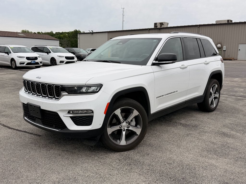 Used 2023 Bright White Clearcoat Jeep Limited image 1