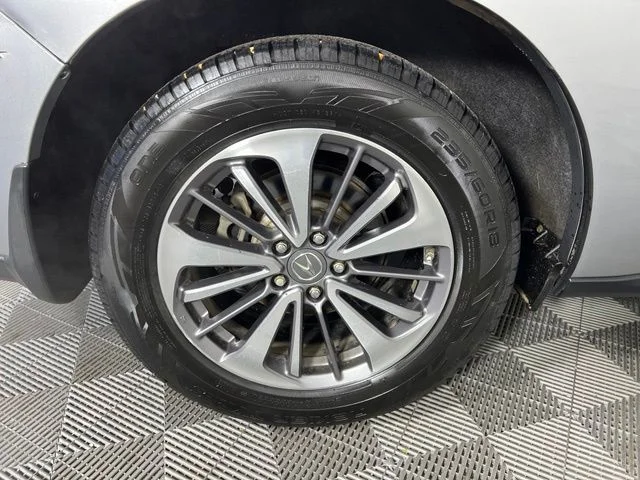 Used 2018 Lunar Silver Metallic Acura Advance Package image 46