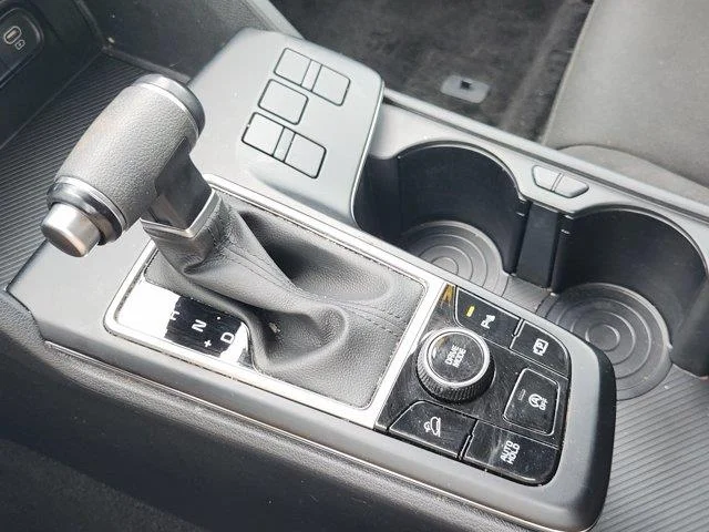 Used 2025 Gravity Gray KIA LX Front-Wheel Drive image 22