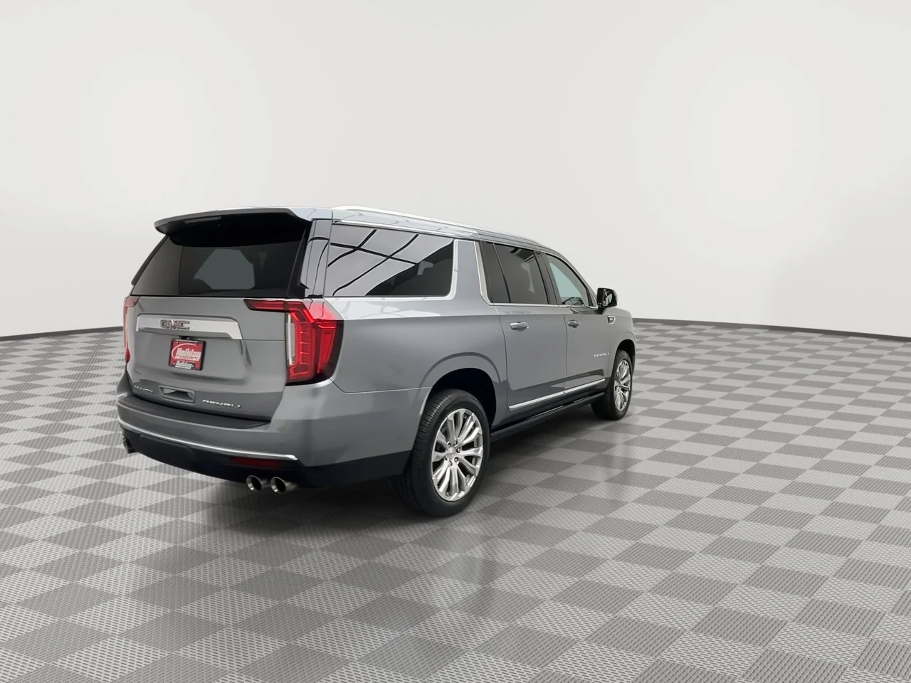 Used 2023 Sterling Metallic GMC Denali image 44