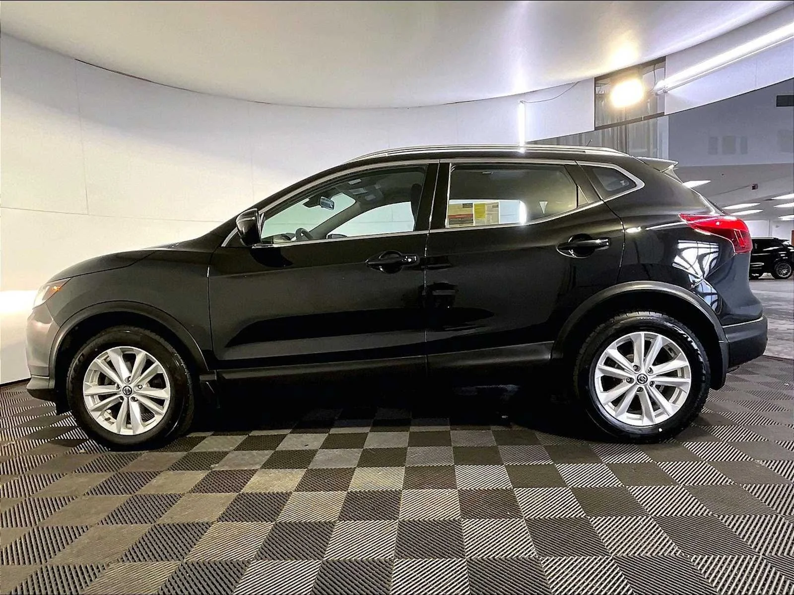 Used 2019 Nissan Rogue Sport SV with VIN JN1BJ1CR8KW352591 for sale in Westwood, MA