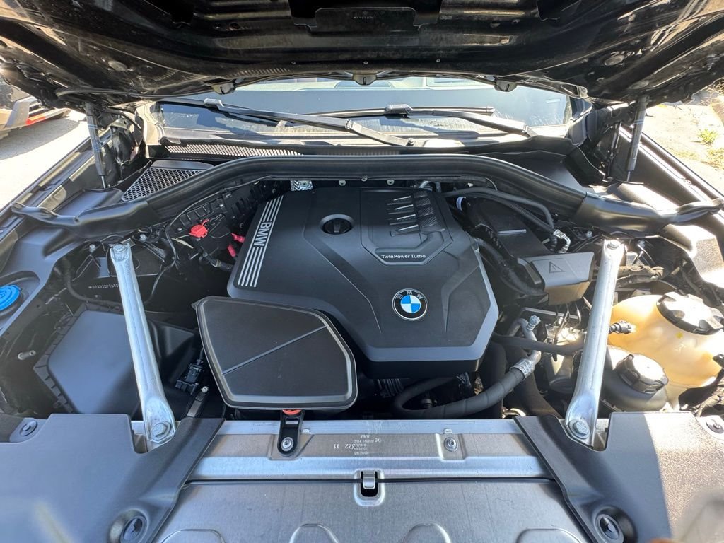 Used 2024 Black BMW xDrive30i image 32