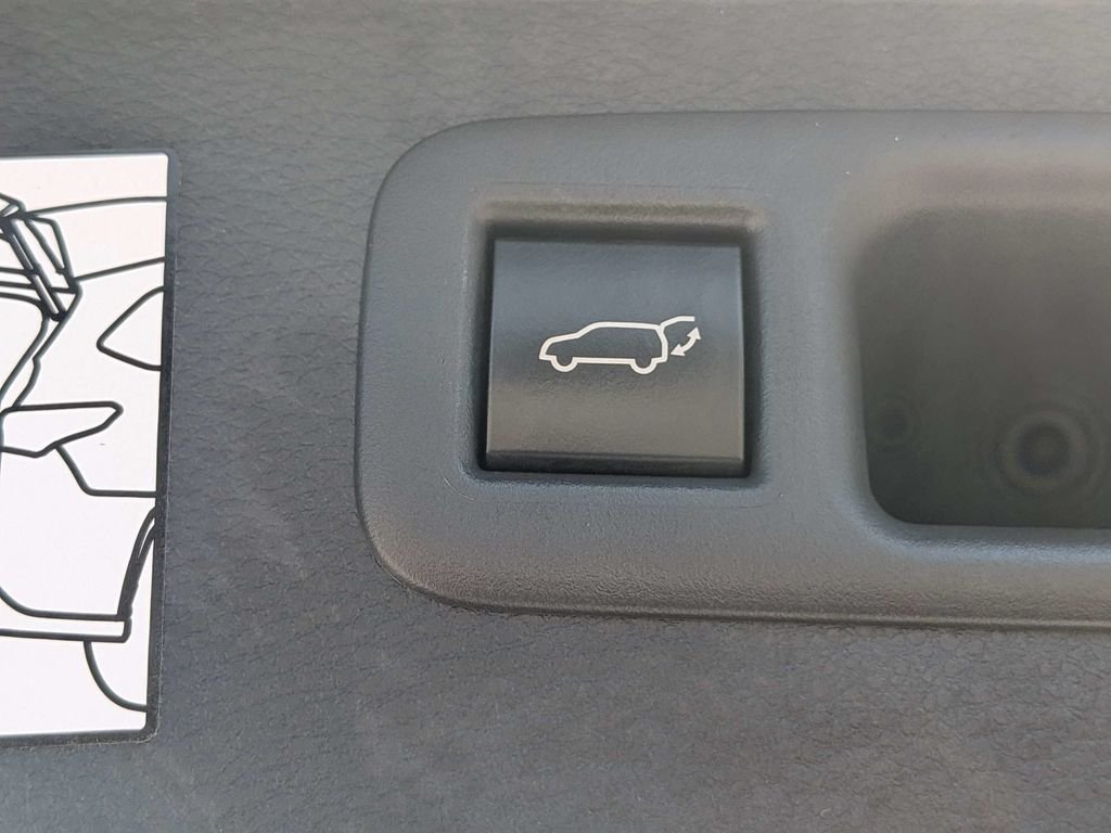 Used 2023 Gray Toyota Platinum image 18