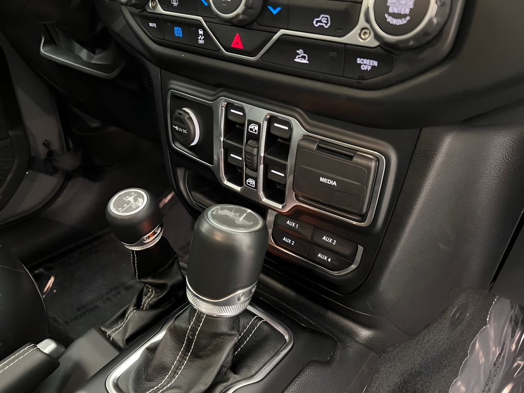 2023 Jeep Wrangler 4xe Sahara 4XE - Photo 12