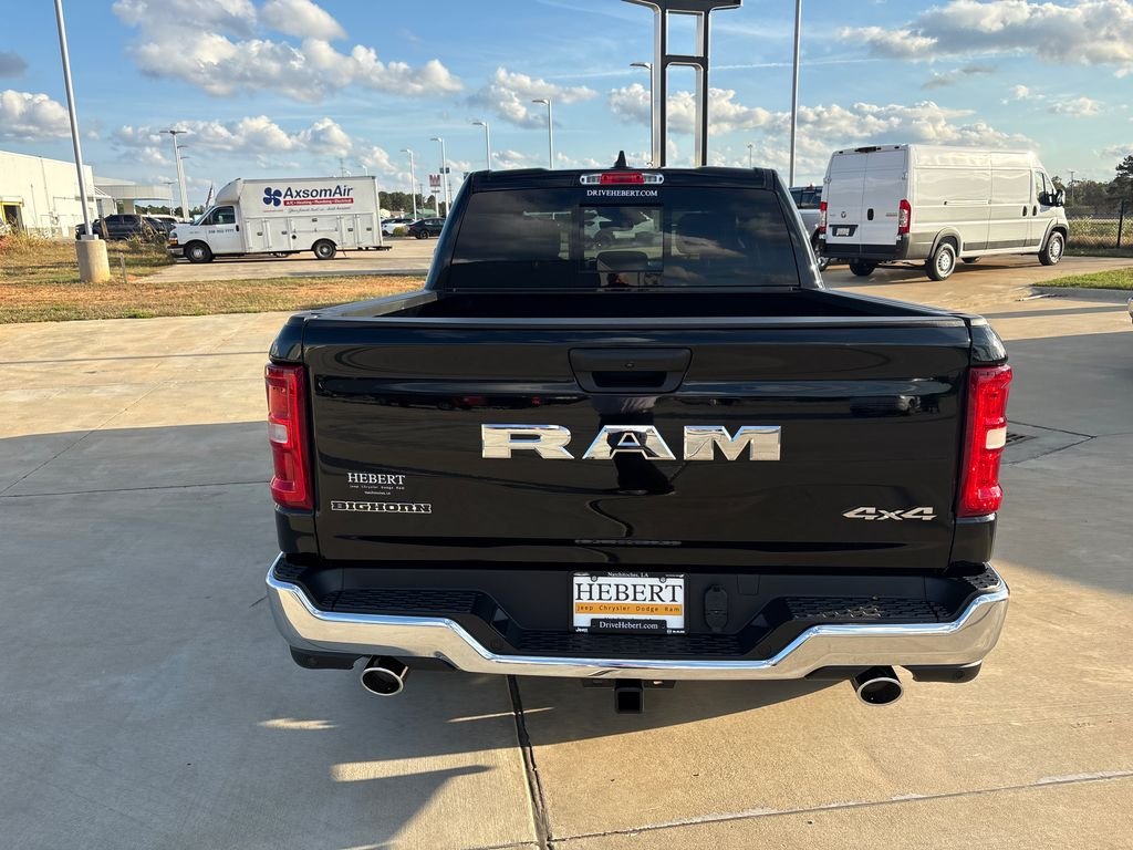 New 2026 Diamond Black Crystal Pearl-Coat Exterior Paint RAM Big Horn/Lone Star image 7