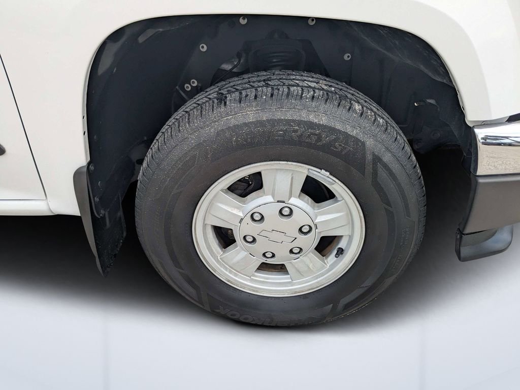 Used 2008 White Chevrolet LT image 11