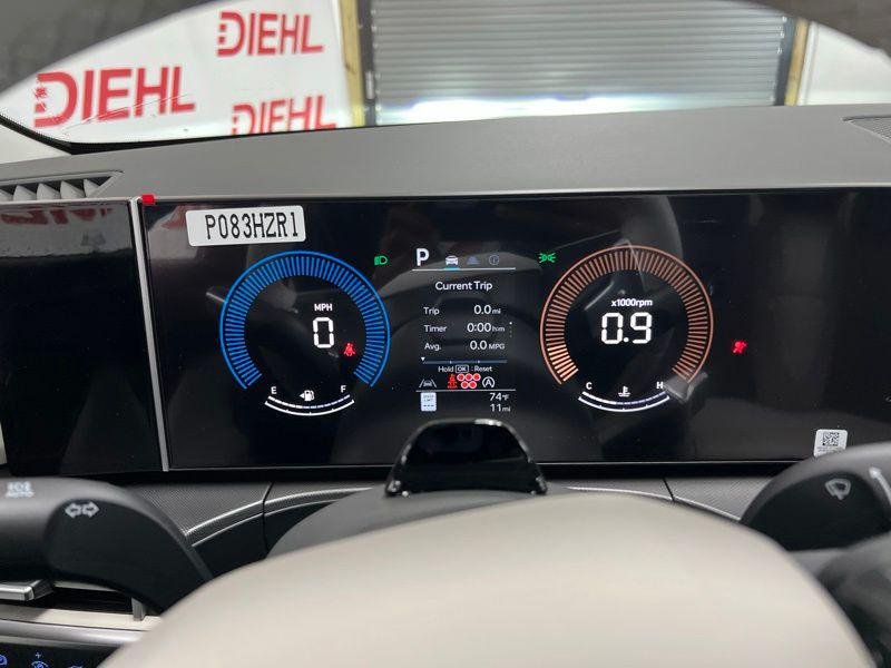 New 2027 Gray Hyundai SEL AWD image 21