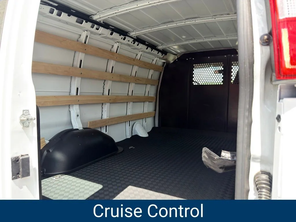 Used 2024 Summit White Chevrolet WT image 11
