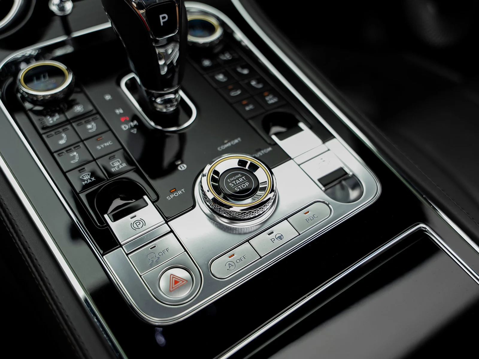 Used 2021  Bentley V8 image 49