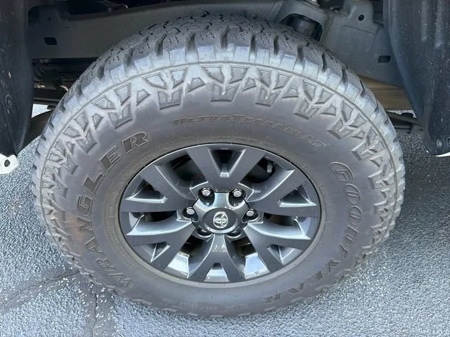 Used 2023 White Toyota SR5 V6 image 17