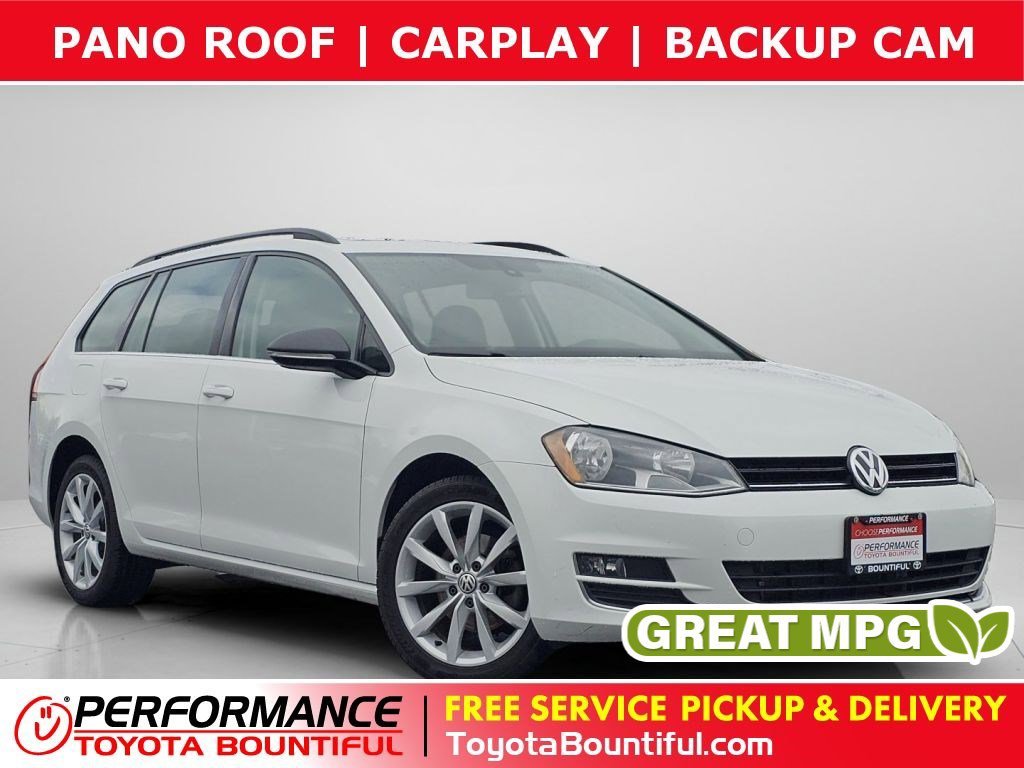 2017 Volkswagen Golf SportWagen TSI SE's photo