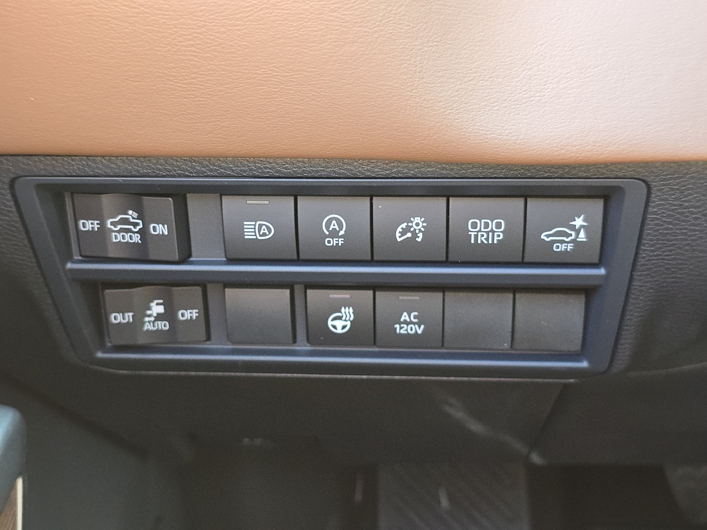 New 2026 Wind Chill Pearl Toyota 1794 Edition image 28