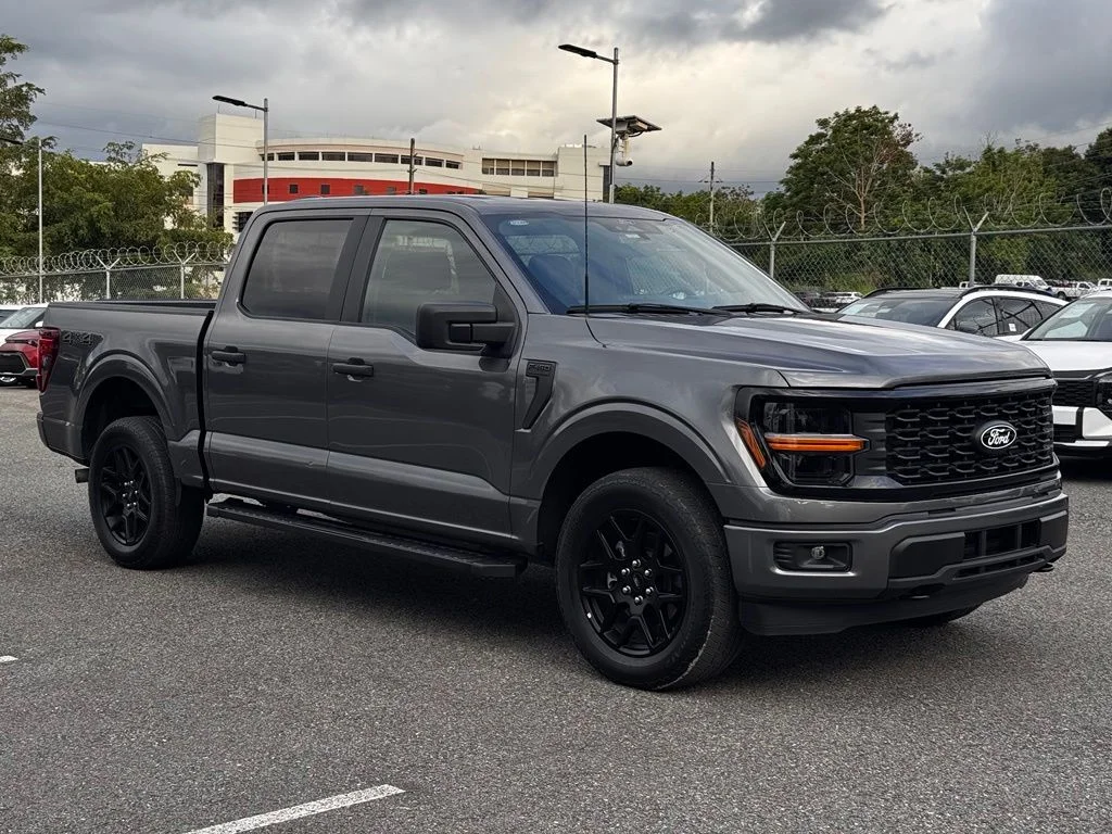 Used 2024  Ford STX image 2