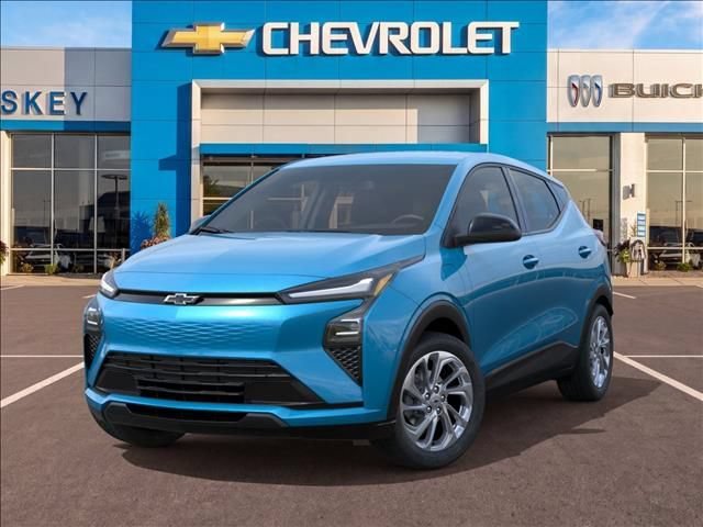 2027 Chevrolet Bolt LT - Photo 6