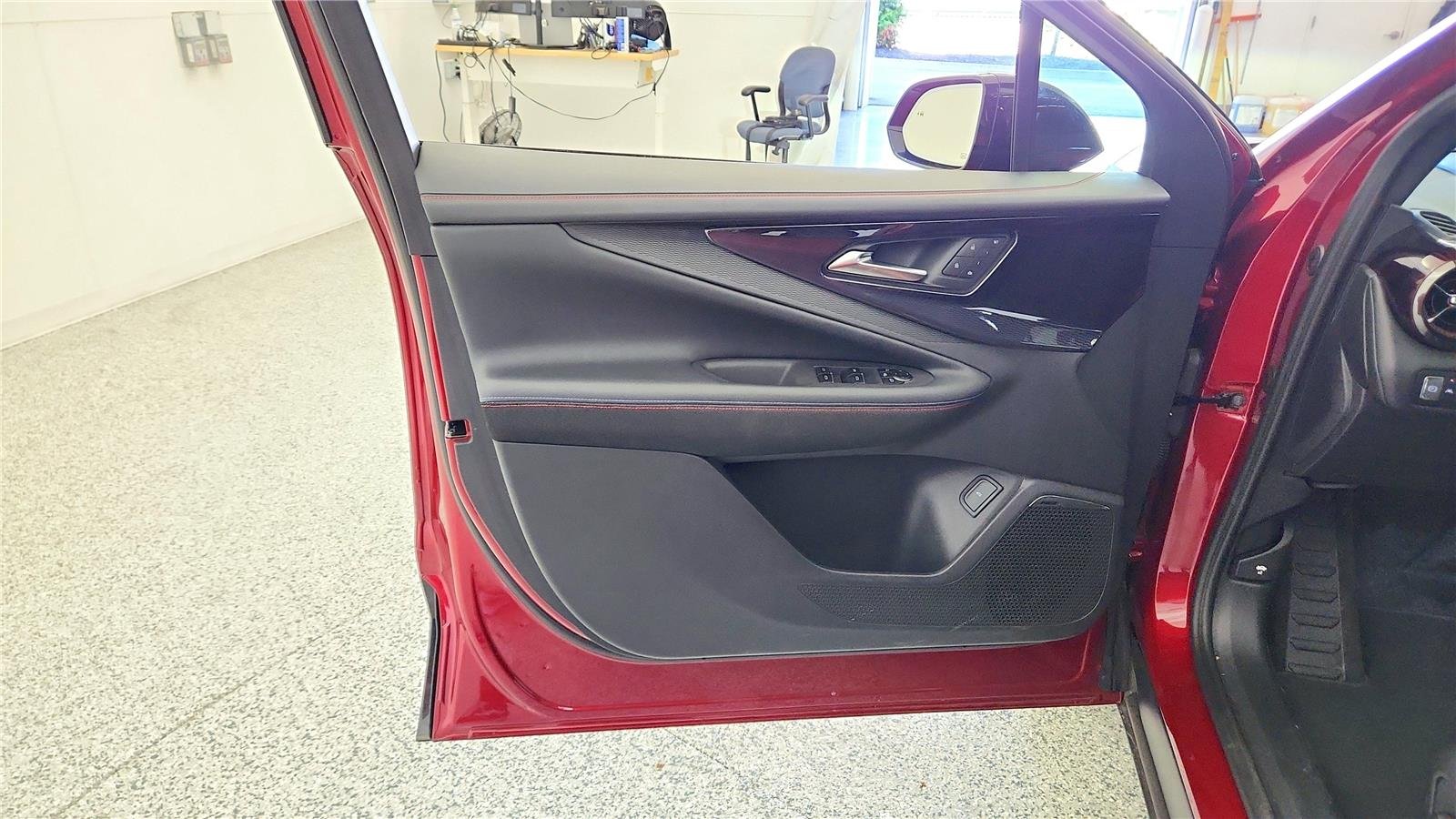 2025 Chevrolet Blazer EV RS - Photo 32