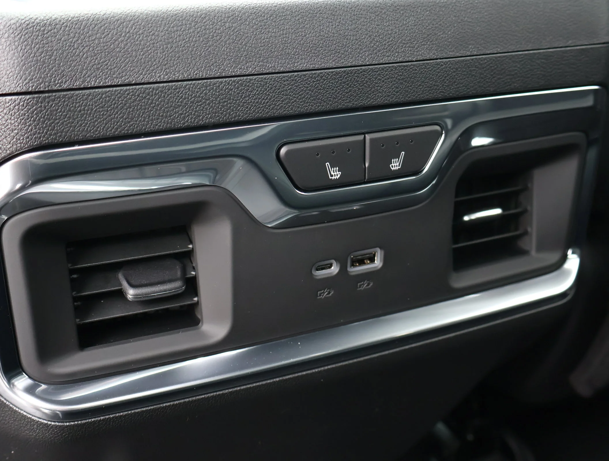 2026 Chevrolet Silverado 3500 HD High Country - Photo 25