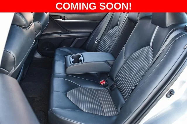 Used 2022 Silver Toyota SE image 19