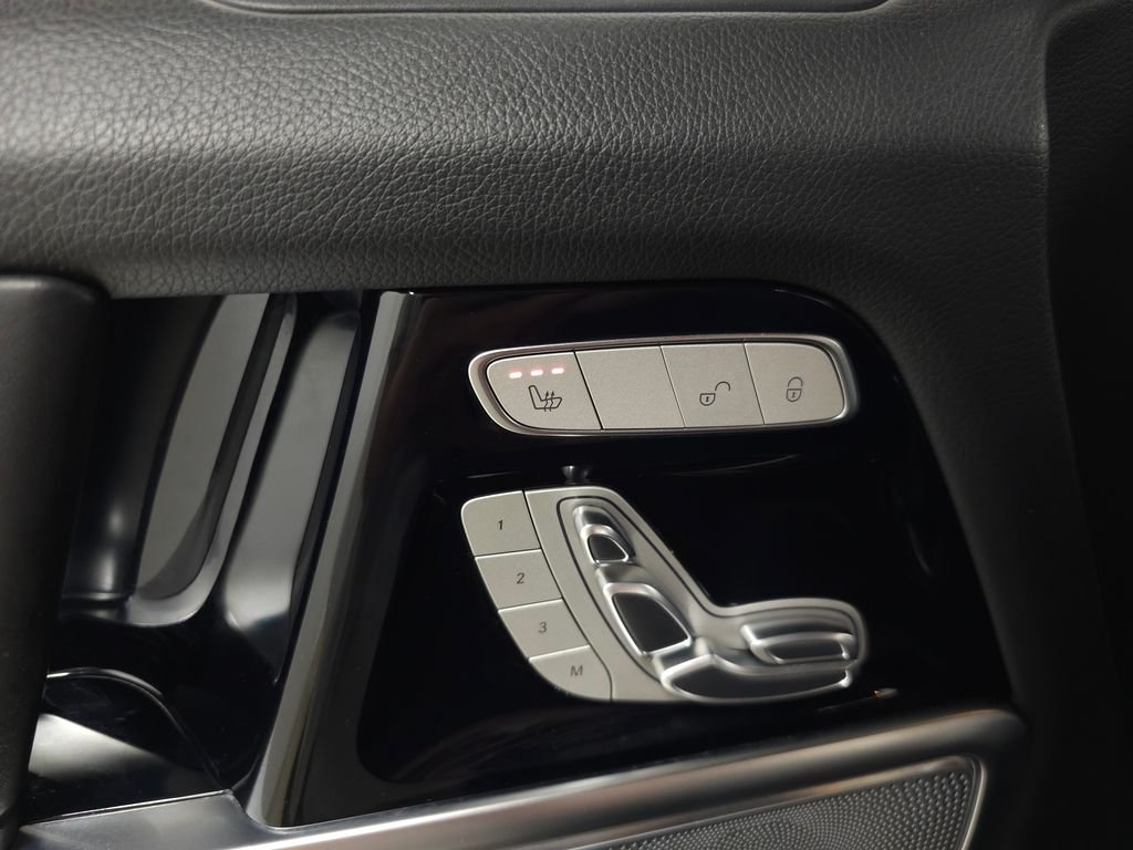 Used 2022  Mercedes-Benz G 550 image 14