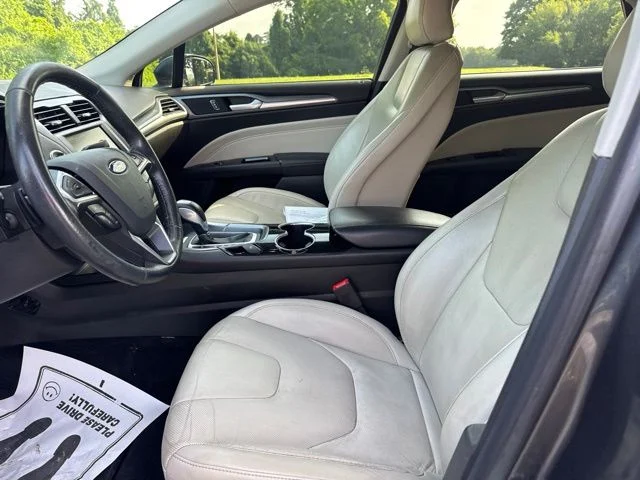 Used 2016 Gray Ford Titanium image 15