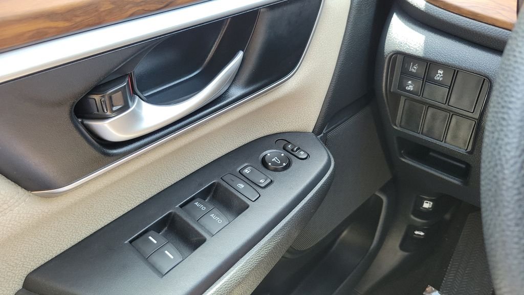 Used 2020  Honda EX image 19