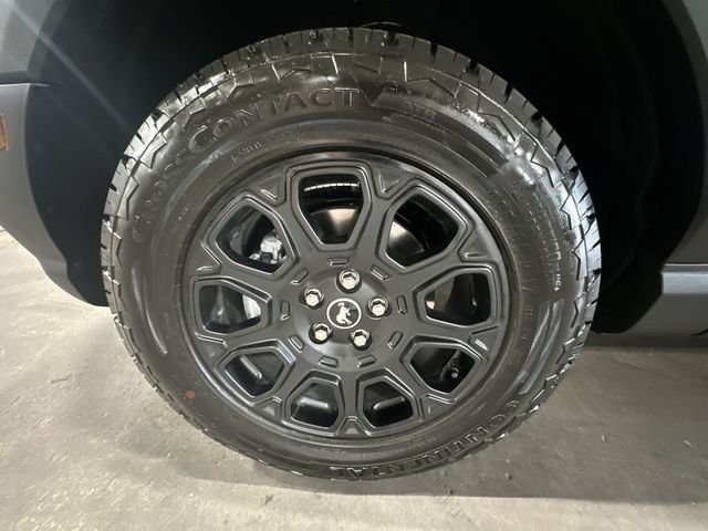 New 2026 Carbonized Gray Metallic Ford Badlands® image 23