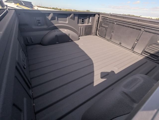 2025 Ford F-150 XLT - Photo 11