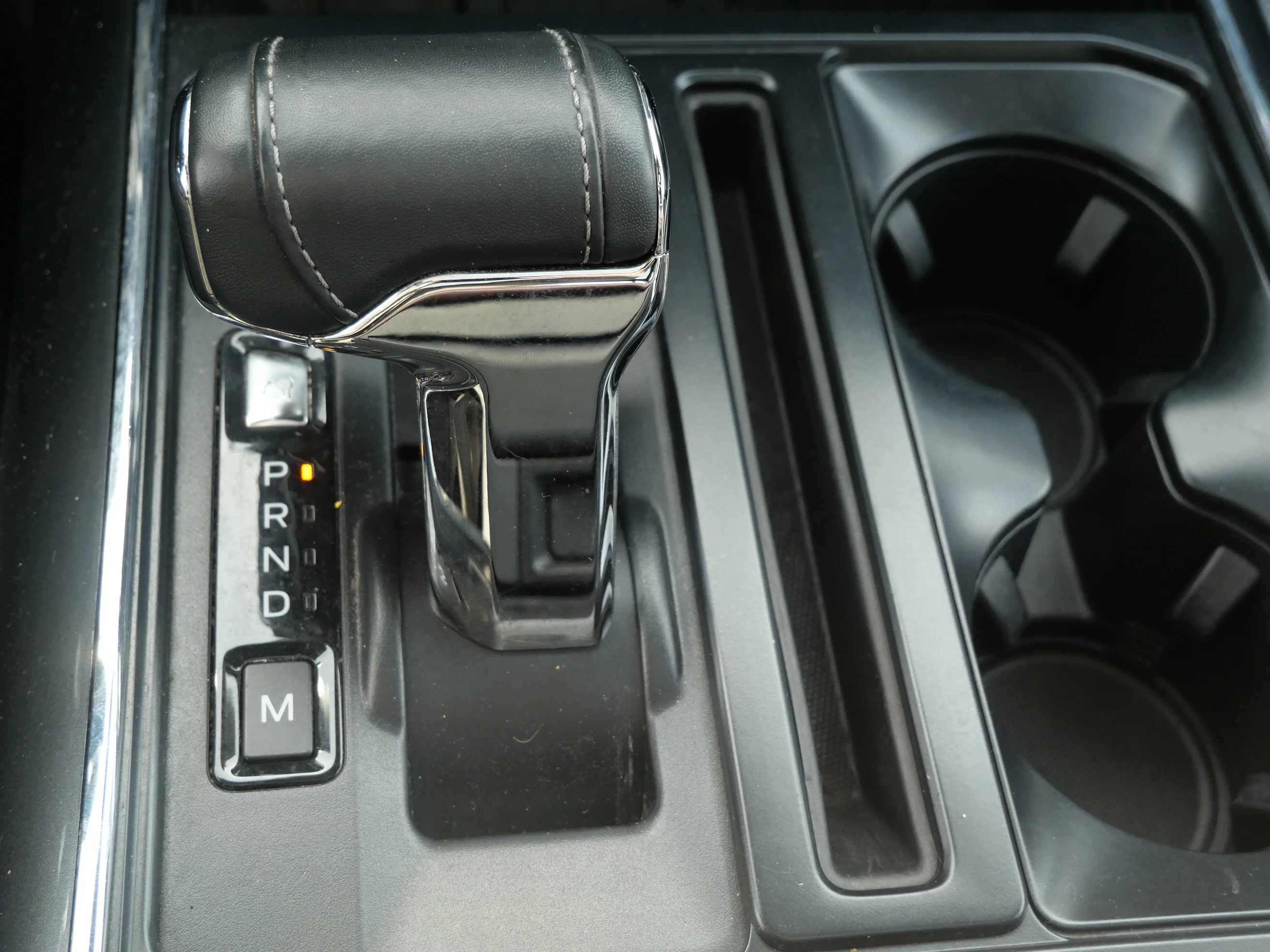 Certified Used 2023 Agate Black Metallic Ford LARIAT image 18