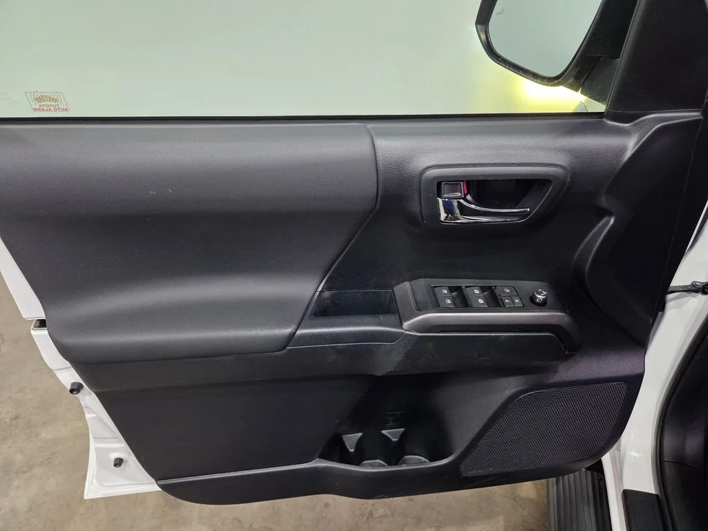 Used 2018 White Toyota TRD Off-Road image 16