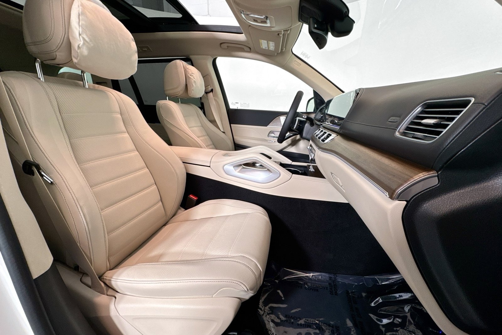 New 2026 Polar White Mercedes-Benz GLS 450 image 27