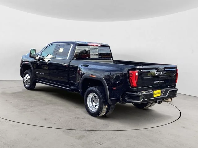 Used 2024 Black GMC Denali Ultimate image 3