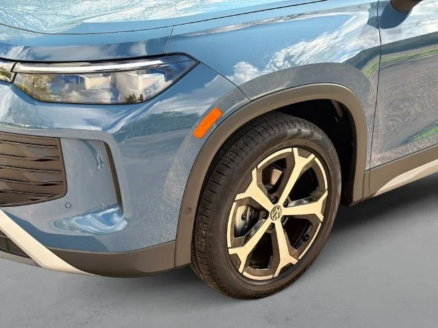 New 2026 Blue Volkswagen SE image 10