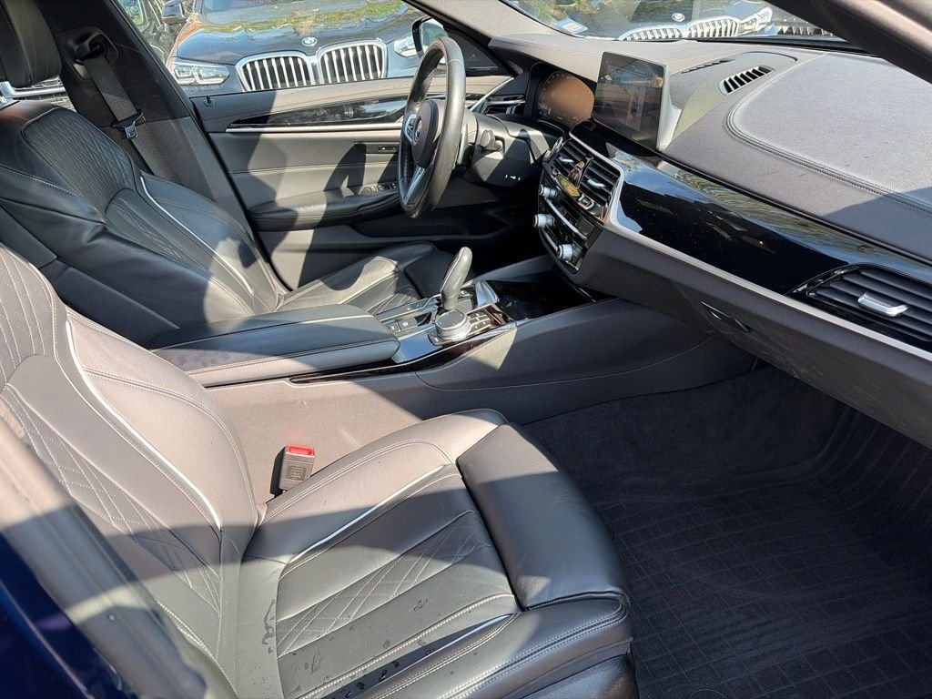 Used 2020 Blue BMW M550i xDrive image 14