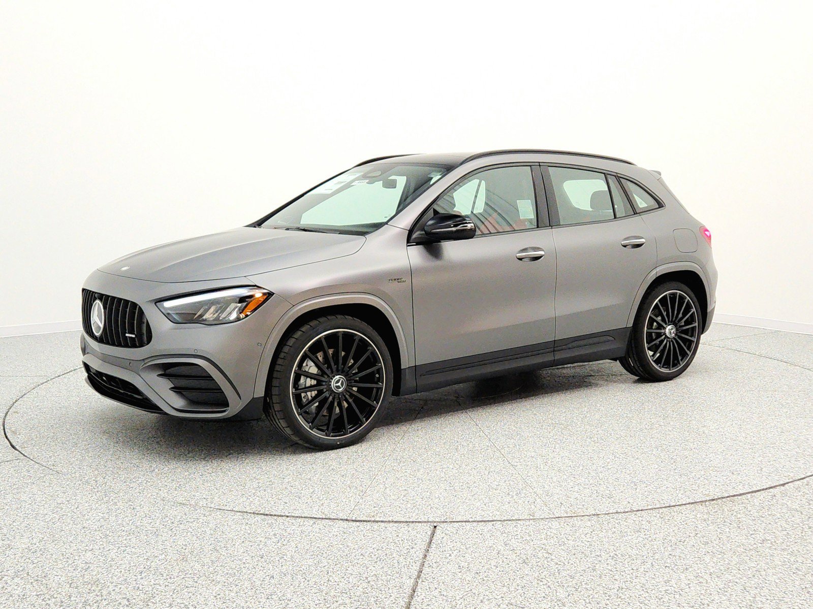 New 2026 MANUFAKTUR Mountain Grey Magno Mercedes-Benz AMG® GLA 35 4MATIC SUV image 22