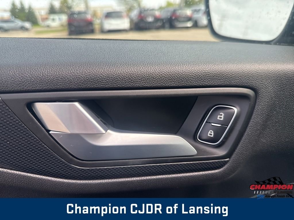 Used 2025 Gray Metallic Ford ST-Line Select image 17