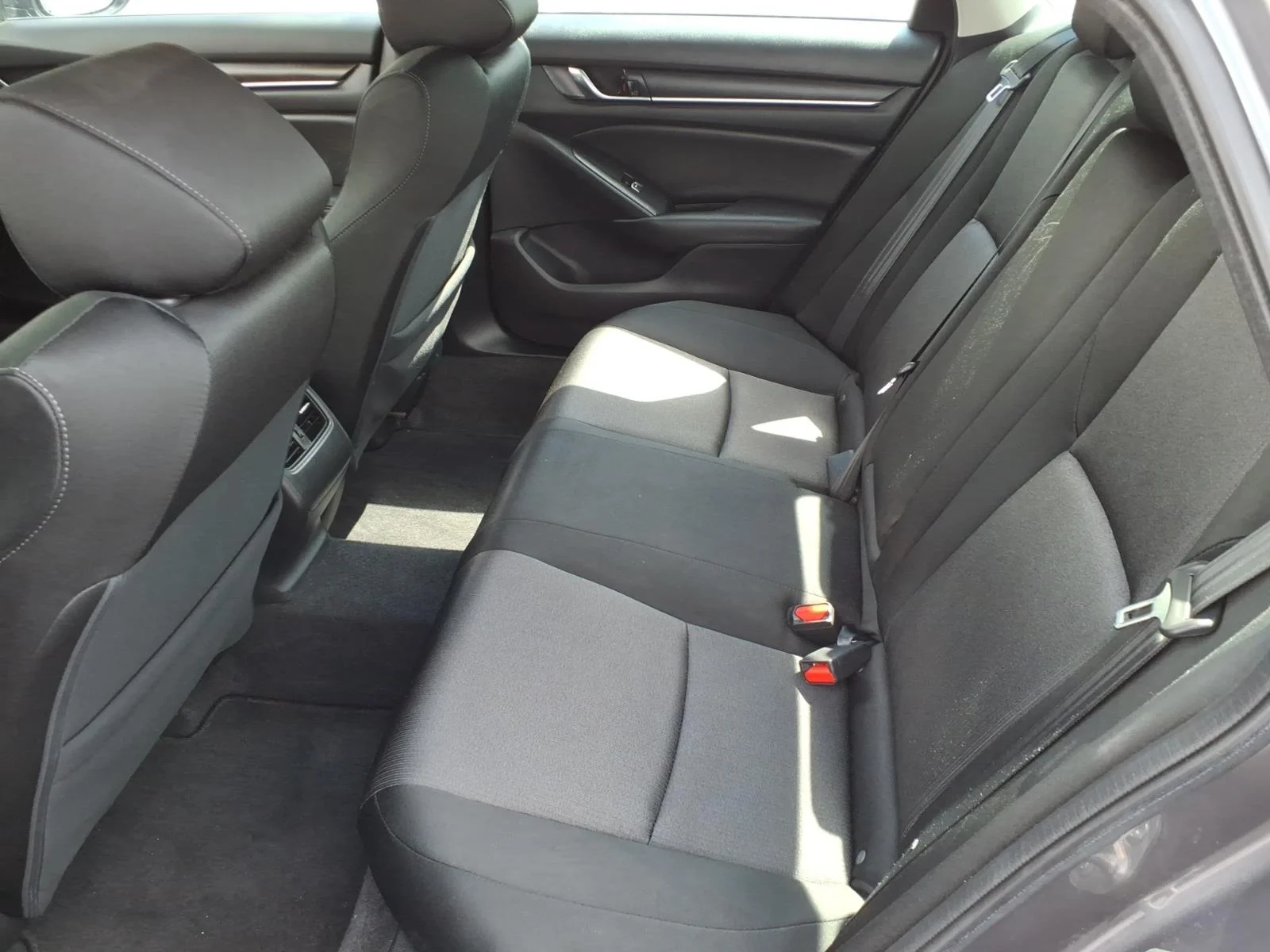 2020 Honda Accord EX - Photo 6