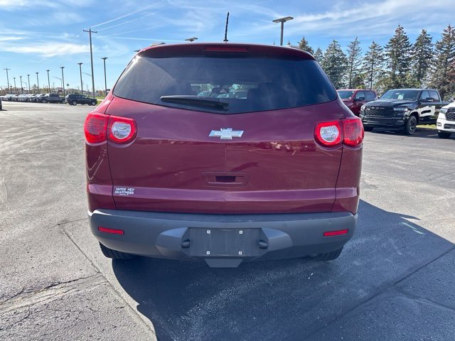 Used 2011 Red Jewel Tintcoat Chevrolet LT image 5