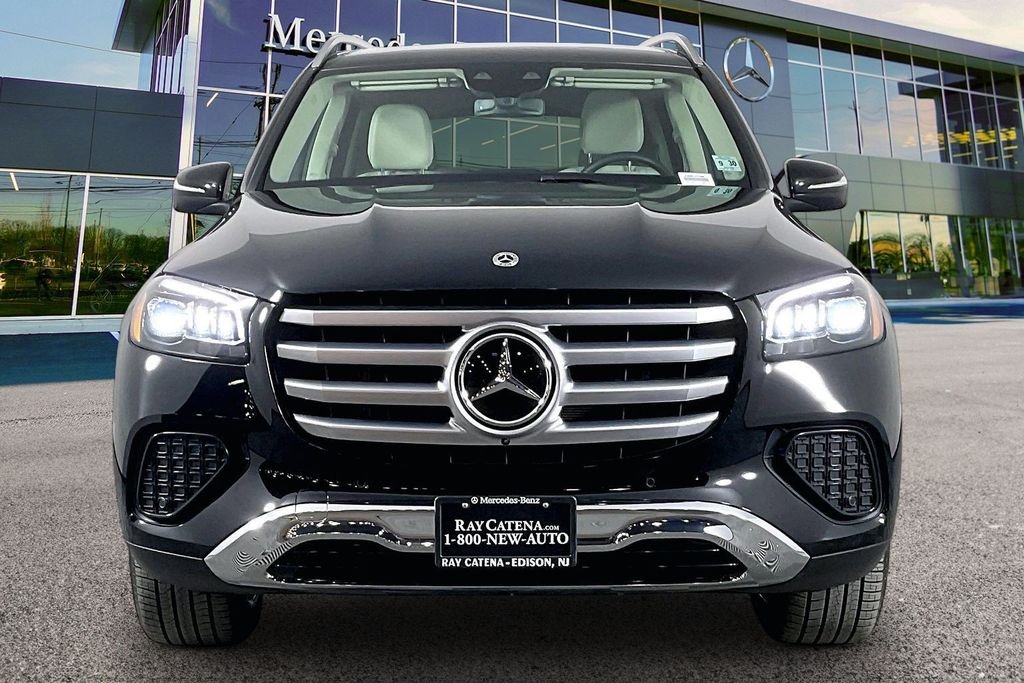 Used 2026 Black Mercedes-Benz GLS 450 image 3