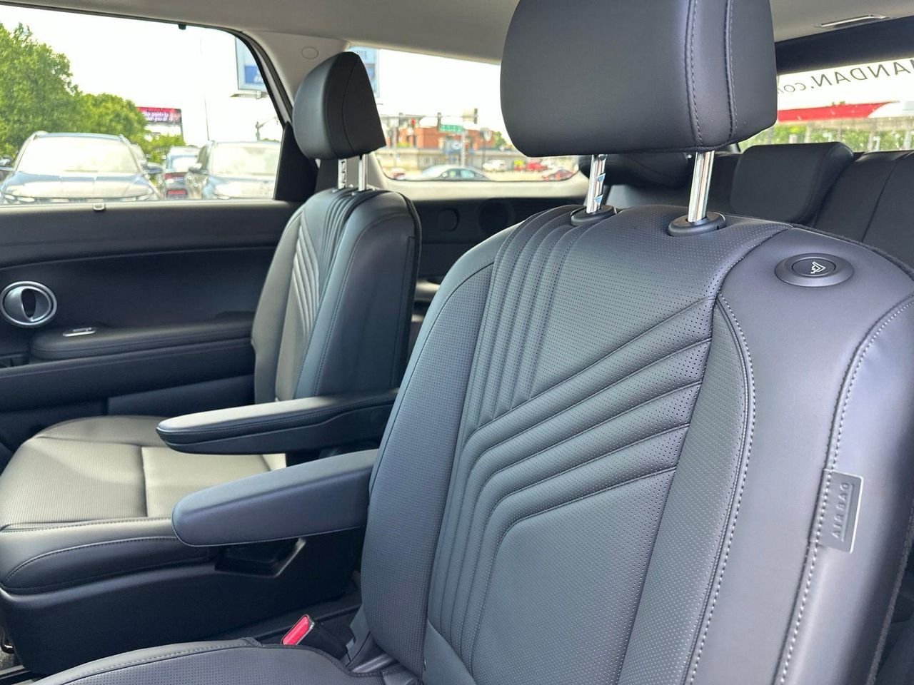 New 2026 White Hyundai SEL Premium AWD image 19
