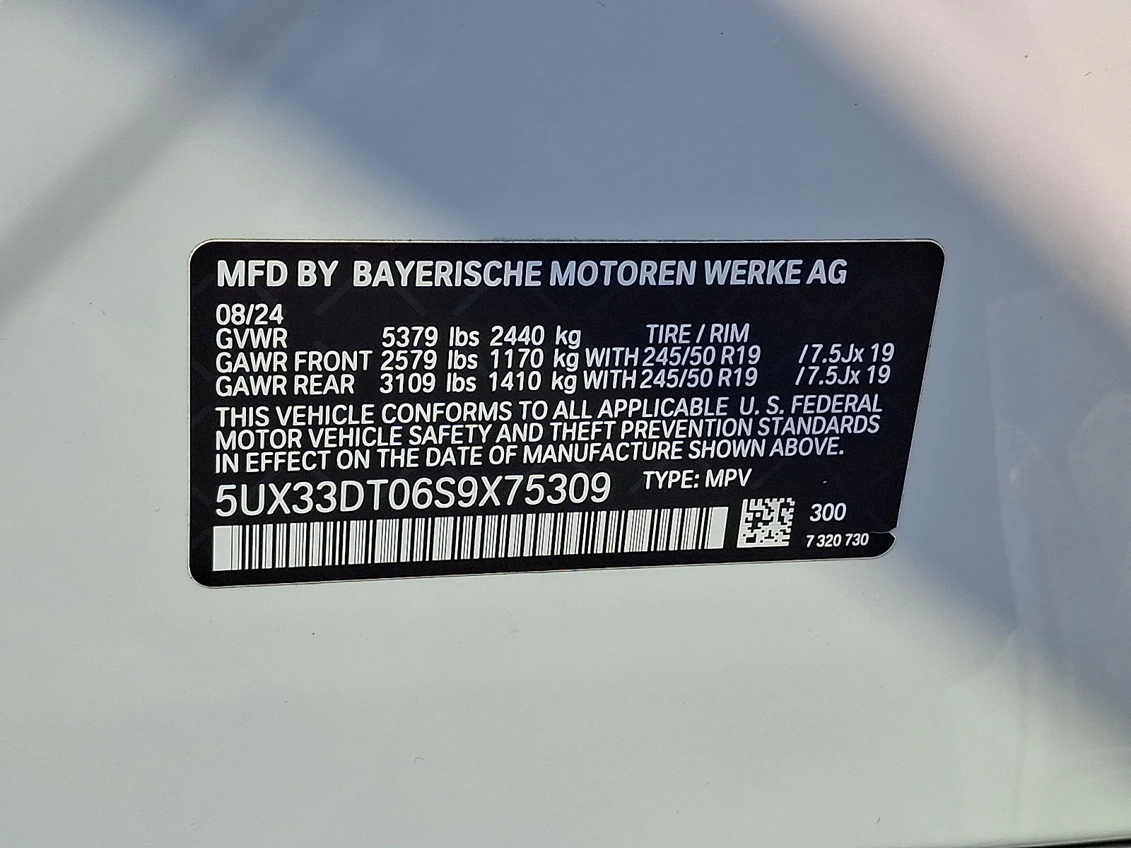 Used 2025 Alpine White BMW xDrive30i image 26