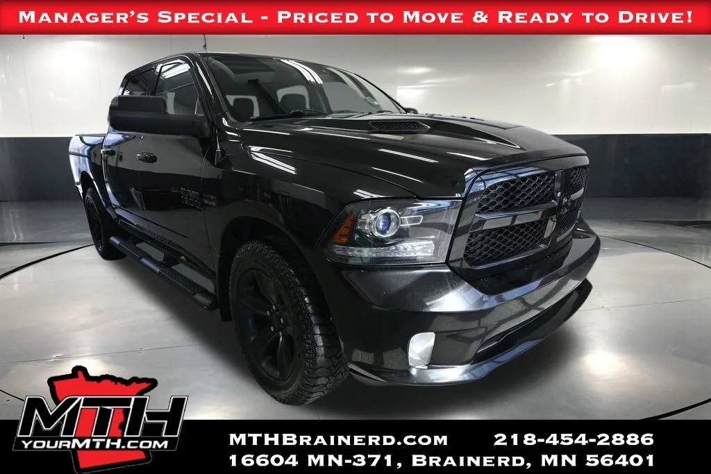 2017 RAM 1500 Night Edition Crew Cab 4x4 5'7" Box's photo