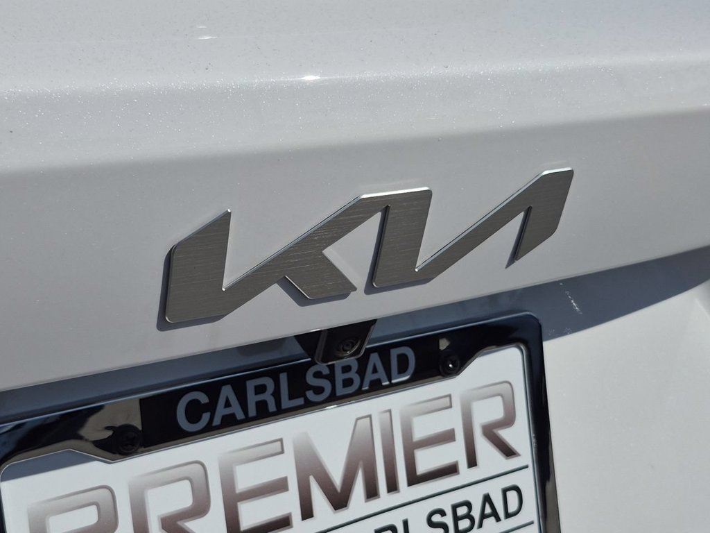 New 2026 Glacial White Pearl Kia S image 32